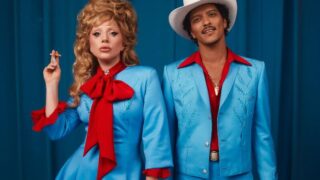 ブルーノ・マーズ、米ラスベガスでの公演からレディー・ガガを迎え披露した「Die With A Smile」の映像を公開