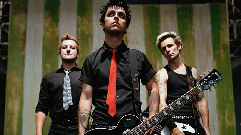 グリーン・デイ、10/25に『American Idiot』の20周年を記念したデラックス盤『American Idiot (20th Anniversary Deluxe Edition)』のリリースが決定