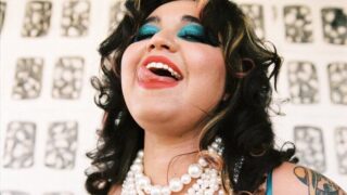 レミ・ウルフ、2025年2月に待望の初来日公演決定!東京・大阪の2公演