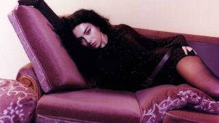 チャーリーXCX、サタデー・ナイト・ライヴに出演し披露した「360」「Sympathy Is a Knife」のパフォーマンス・ビデオが公開