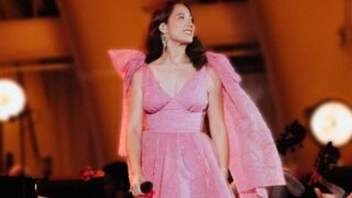 レイヴェイ、ロサンゼルス・フィルハーモニックと共演したライヴから「Dreamer」の映像を公開