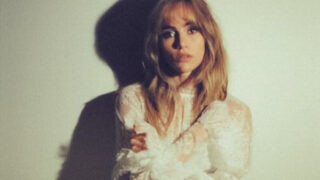 スキ・ウォーターハウス、新曲「Dream Woman」をリリース!ミュージック・ビデオも公開