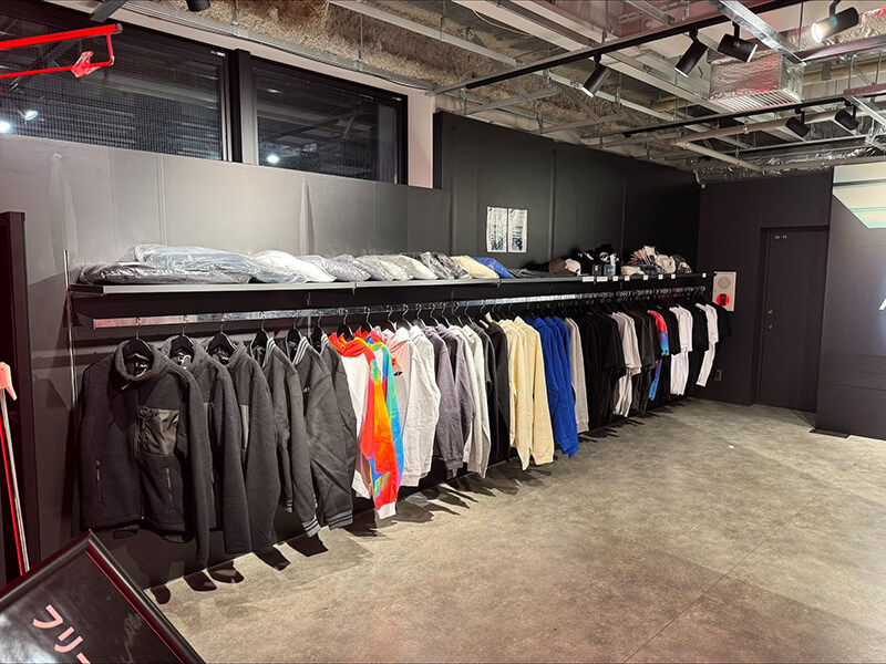 AVICII POP-UP SHOP