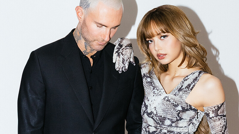 マルーン5、BLACKPINKのLISAとのコラボ曲「Priceless」が配信リリース!同曲のミュージック・ビデオも公開