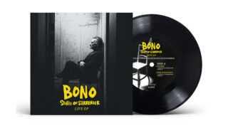 U2のボノ、ドキュメンタリー『ボノ:ストーリーズ・オブ・サレンダー』のApple TV+世界同時配信に合わせて3曲入EPをリリース!