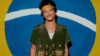 ブルーノ・マーズ、人気ゲーム『フォートナイト・フェスティバル』とのコラボで新曲「Bonde do Brunão」をリリース！