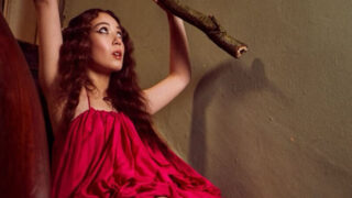 レイヴェイ、8/22(金)リリース新作アルバムから日本で撮影された「Lover Girl」のミュージック・ビデオを公開