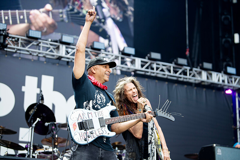 Tom Morello, Steven Tyler: Photo Credit Ross Halfin