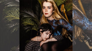 デイジー・ザ・グレート、ニューアルバム『The Rubber Teeth Talk』をリリース!新曲「Dog」のミュージック・ビデオも公開