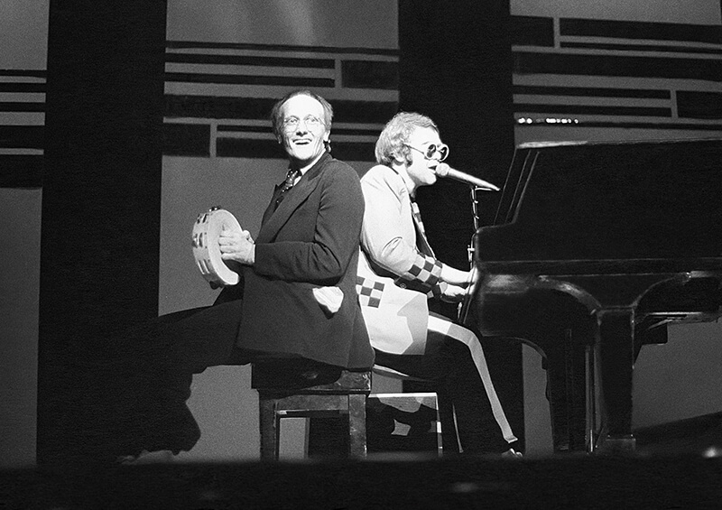 Elton John + Ray Cooper Rainbow Theatre (© Ian Dickson ArenaPAL)