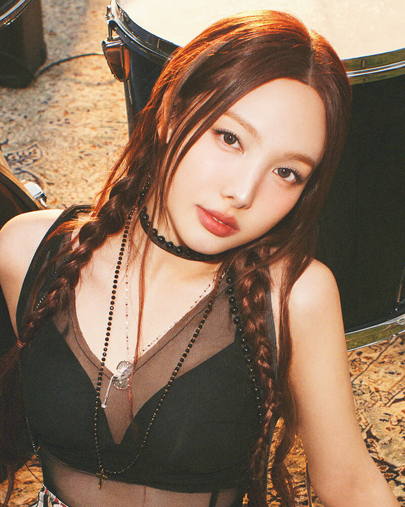 TWICE JAPAN 6th ALBUM『ENEMY』NAYEON盤
