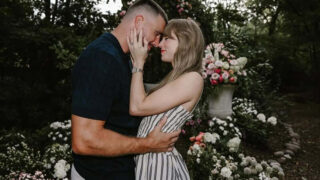 テイラー・スウィフト＆トラビス・ケルシー、婚約を発表