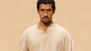 バッド・バニー、2026年開催第60回スーパーボウル・ハーフタイムショーのヘッドライナーに決定