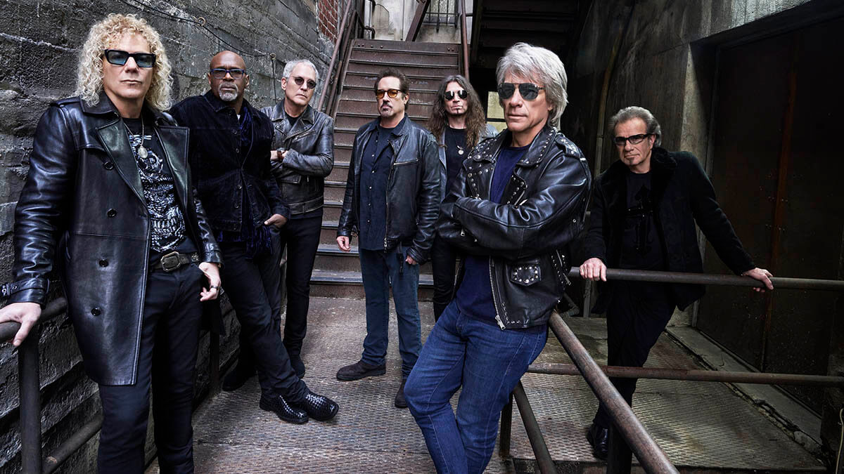 ボン・ジョヴィ、新作アルバム『FOREVER (Legendary Edition)』日本盤のチェーン店特典デザイン決定!