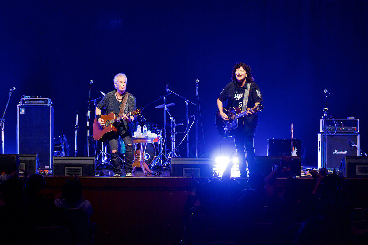 Eric Martin『UNLEASHED & UNPLUGGED with David Cotterill』