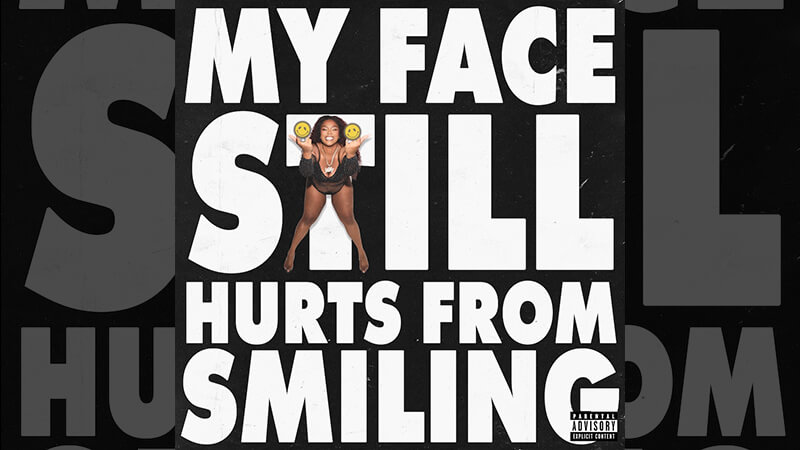 リゾ、サプライズ・ミックステープ『MY FACE STILL HURTS FROM SMILING』をリリース！