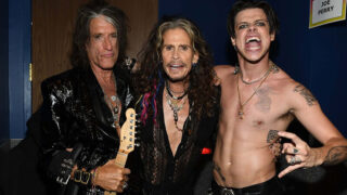 エアロスミスとヤングブラッドがオジー・オズボーン追悼でMTVビデオ・ミュージック・アワードに出演