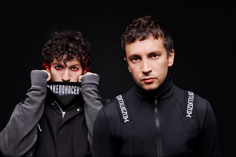 Photo Credit Fabien Kruszelnicki