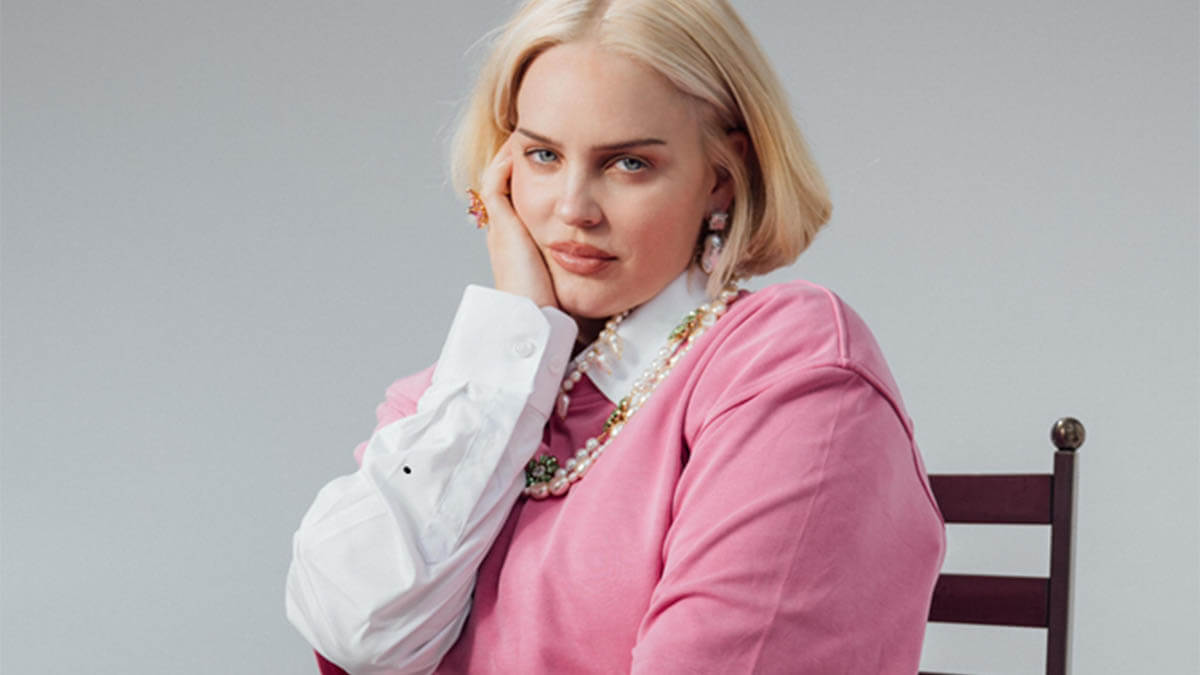 アン・マリー、ロンドンで行ったポップアップ・イベントで行なわれたミニ・ライヴのフル映像を公開