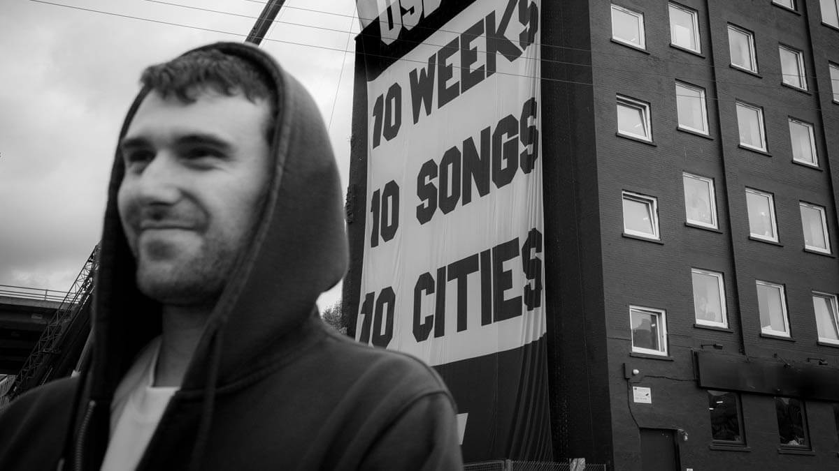 フレッド・アゲイン、エイミル・アンド・ザ・スニッファーズを迎えた新曲「you're a star」をリリース！