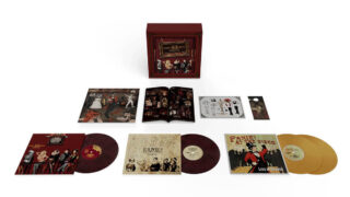 パニック!アット・ザ・ディスコ、デビュー作20周年記念デラックス版を2026/1/23にリリース!2006年のライヴ音源『Live In Denver』も解禁