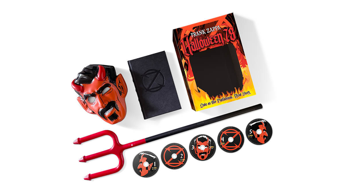 フランク・ザッパ、最高到達点と評される1978年ハロウィン・コンサートを収めた『ハロウィン78』を11/7に発売決定