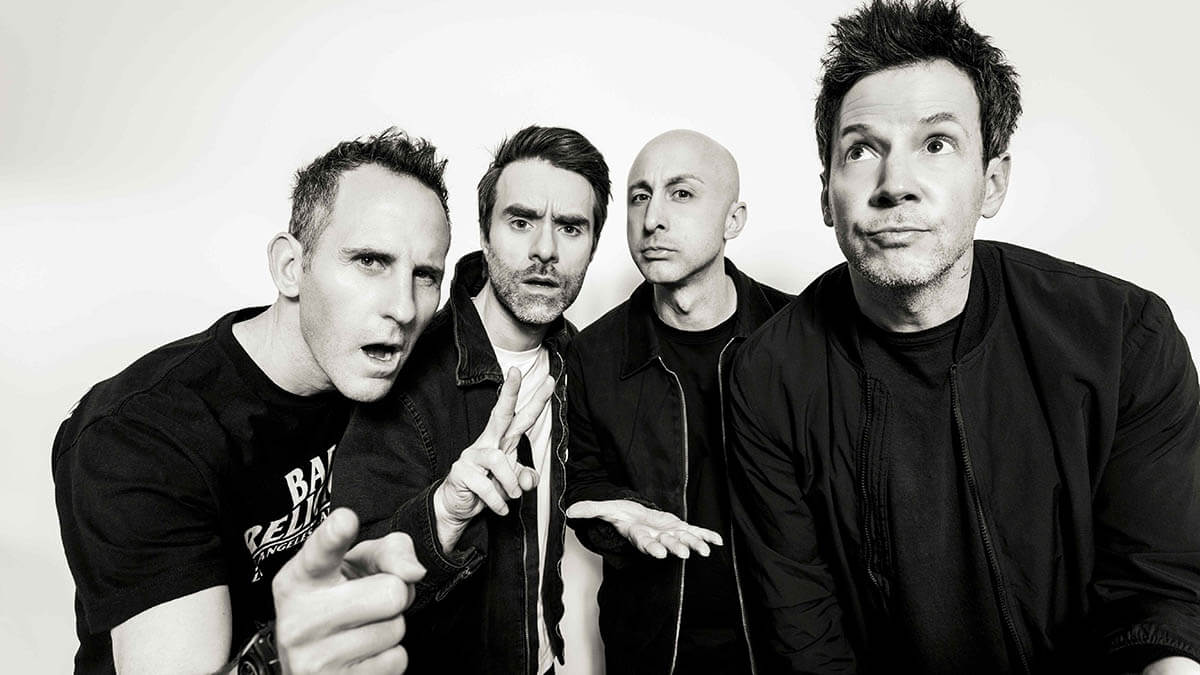 シンプル・プラン、ベスト・アルバム的サウンドトラック作品『ザ・キッズ・イン・ザ・クラウド』が10/24全世界同時発売!