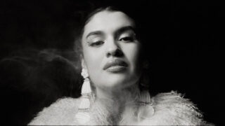 ティア・ウッド、新曲「Sage My Soul」をリリース!ミュージック・ビデオも公開