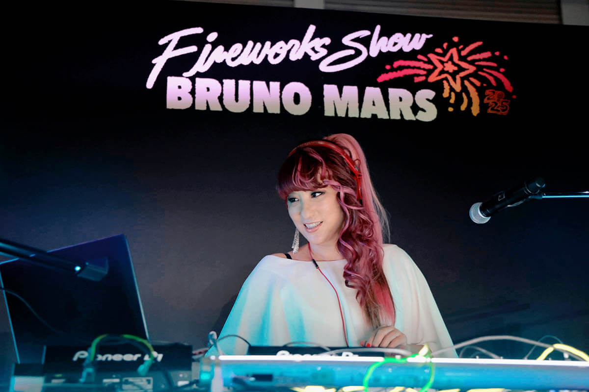 Bruno Mars Fireworks Show 2025 DJ KAORI
