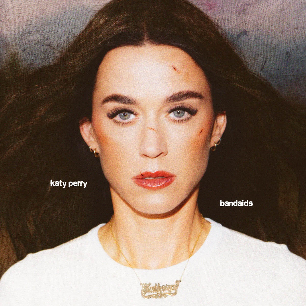Katy Perry「Bandaids」