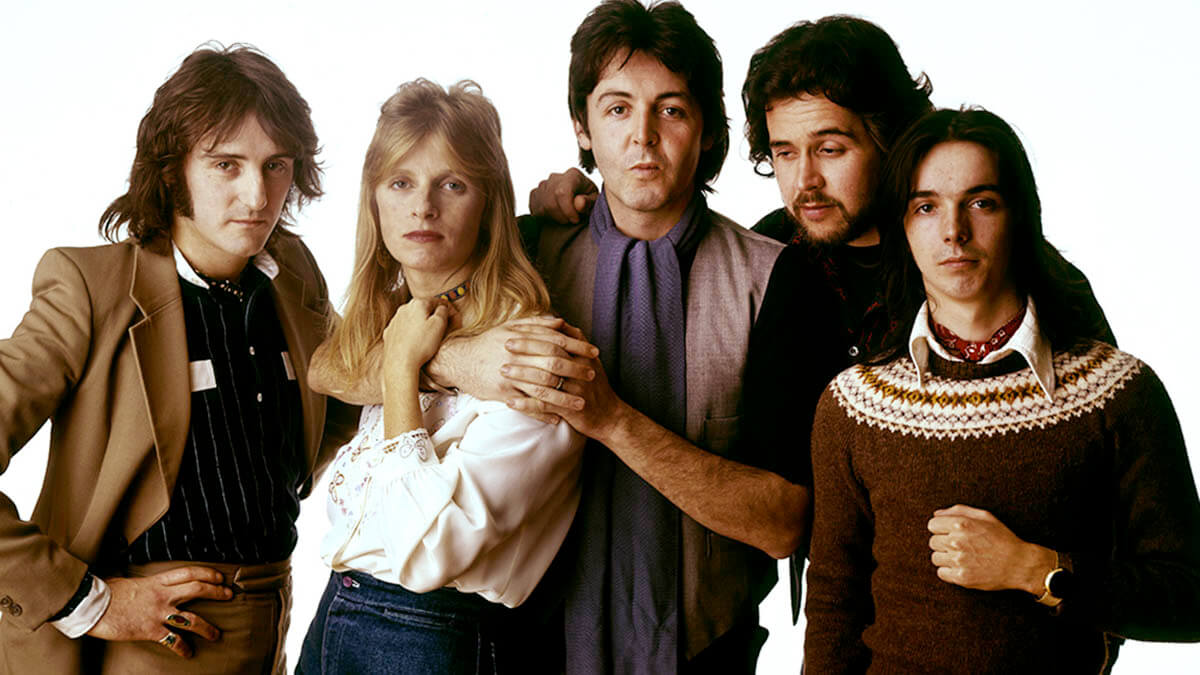 ポール・マッカートニー、『ウイングス』発売を記念して1978年のベスト盤CM用の映像再編集版を公開