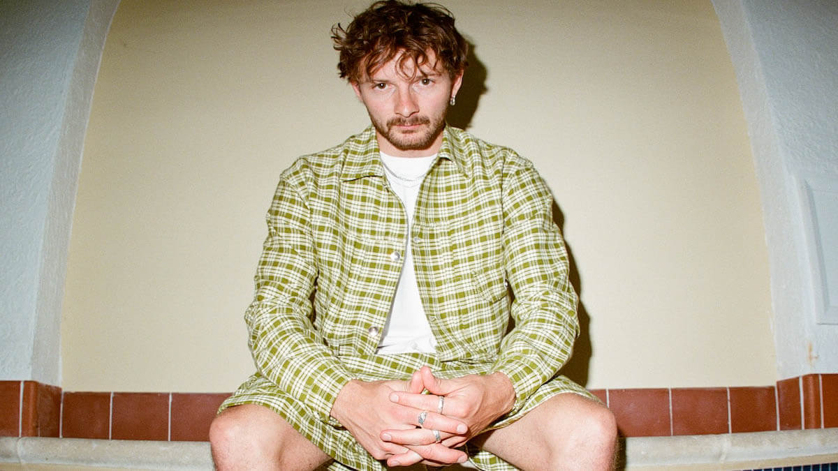 マム・トゥーディー、ニューアルバム『As the Crows』をリリース!