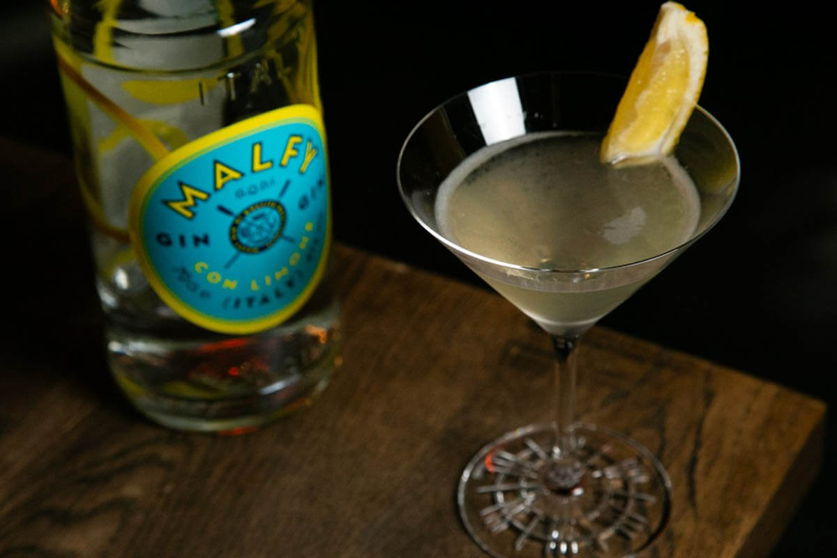 SOUND BAR HOWL コラボカクテル「undressed」