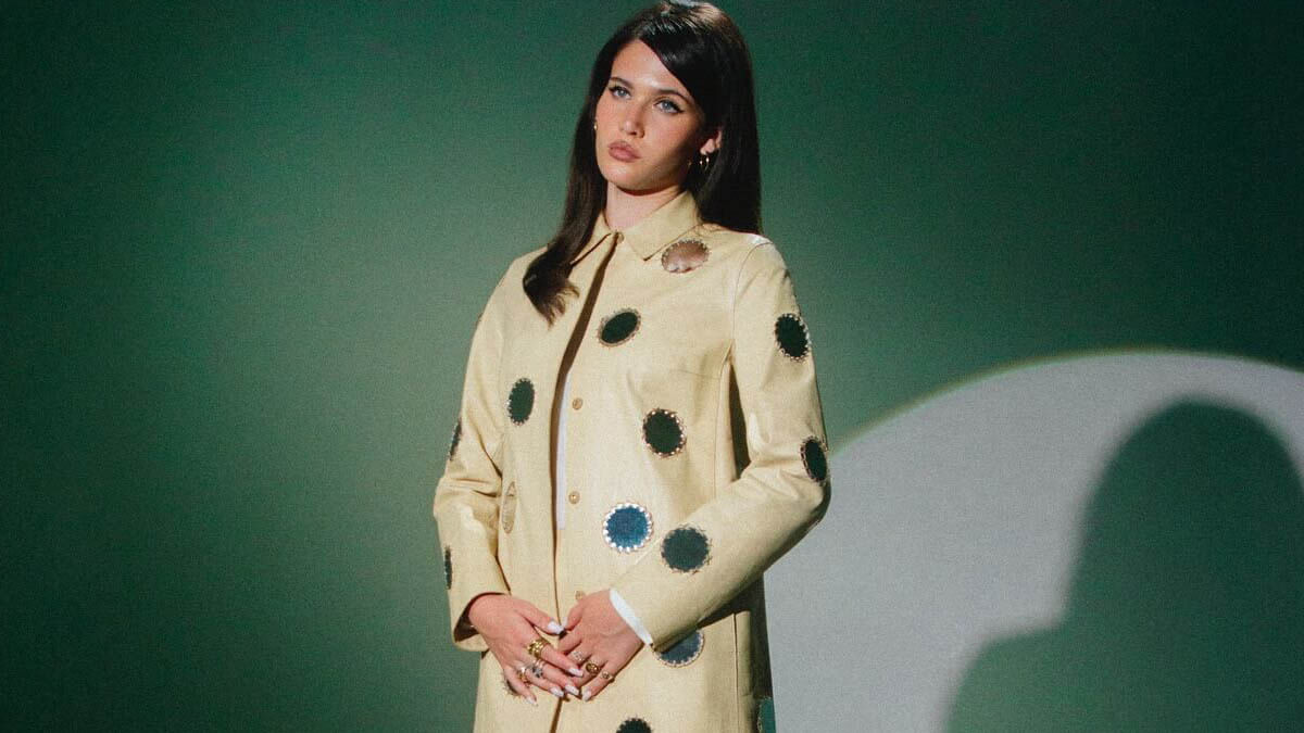 シエナ・スパイロ、英BBC人気音楽番組に出演し披露した「Die on This Hill」の映像が公開