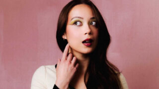 レイヴェイ、名曲「Santa Claus Is Comin' To Town」のミュージック・ビデオを公開