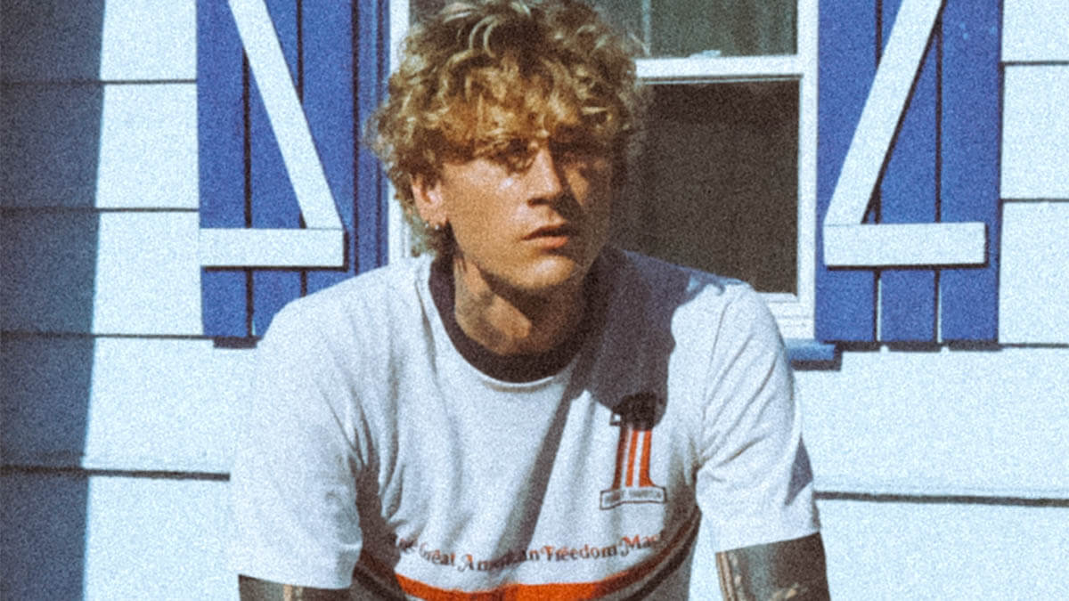 mgk、未発表曲「times of my life」を公式リリース！ミュージック・ビデオも公開