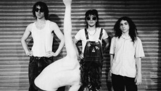 ギース、新作『Getting Killed』日本盤CDが2月発売！キャメロン・ウィンターのスペシャル・ソロ公演開催決定！