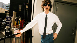 ソンバー、約5か月ぶりとなる新曲「Homewrecker」のミュージック・ビデオを公開