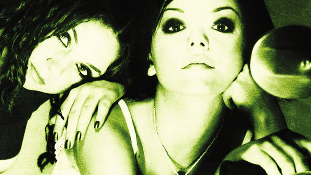 リバイバル・ヒット中、t.A.T.u.の大ヒット曲「All The Things She Said」新リミックスが配信開始！
