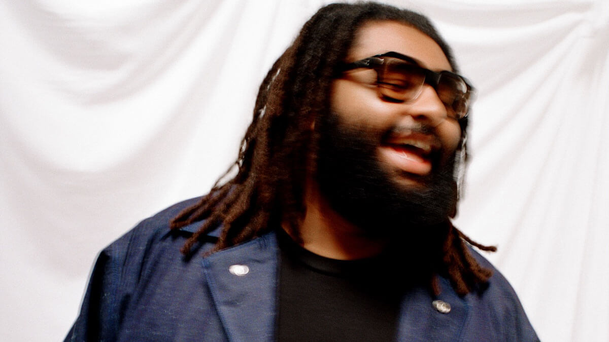 エルミーン、3/27リリースのデビュー・アルバム『sounds for someone』より先行シングル「Saviour」をリリース！