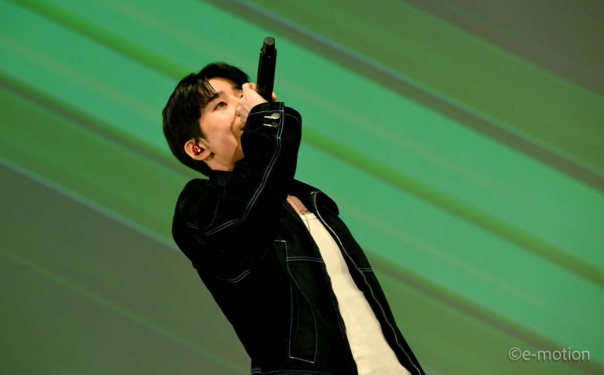 写真：岡本 麻衣(ODD JOB LTD.)