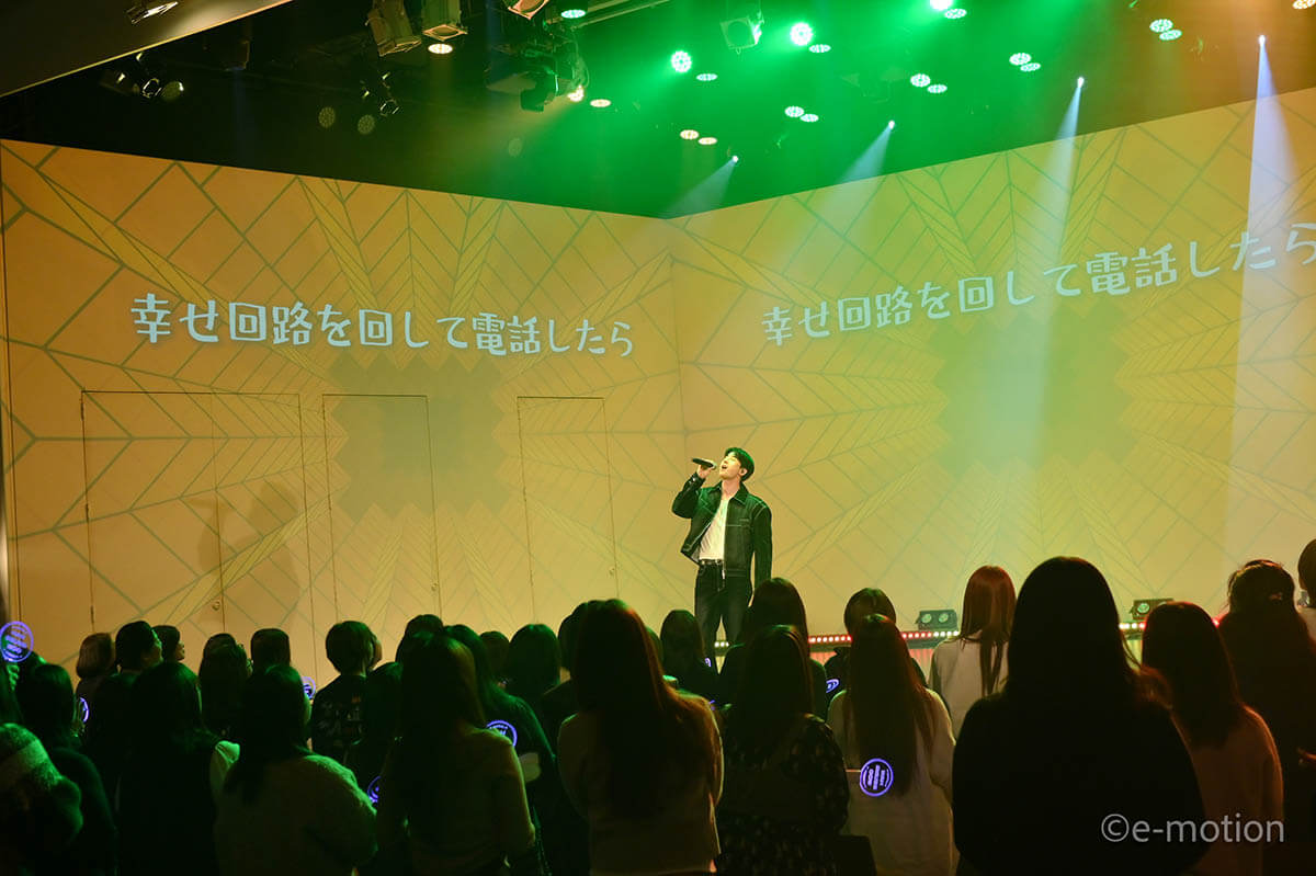 写真：岡本 麻衣(ODD JOB LTD.)