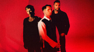 ミューズ、10作目の新アルバム『The WOW! Signal』6/26(金)のリリースを発表!最新曲「Be With You」も配信開始!