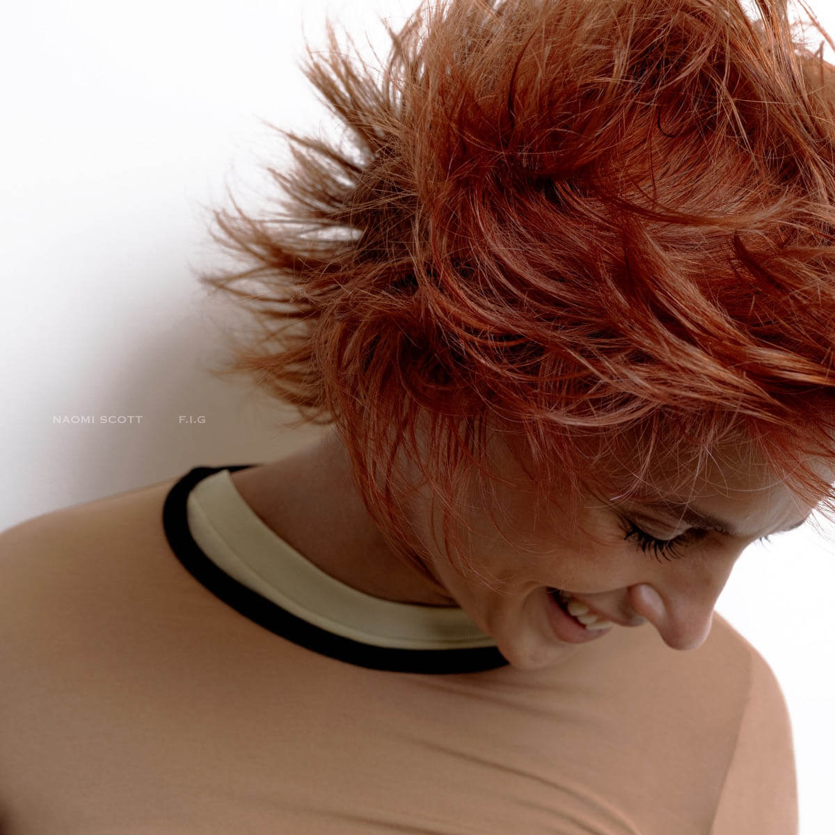 Naomi Scott『F.I.G』