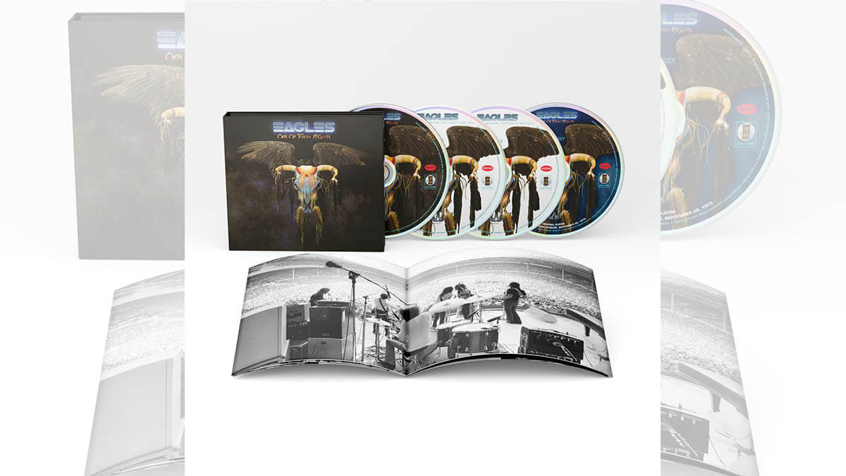 イーグルス、1975年発表の名作『呪われた夜』3CD+Blu-rayの豪華4枚組デラックス・エディションが5/1に全世界同時発売決定！