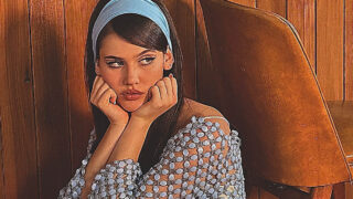 全世界から熱視線を浴びる英20歳シンガー、シエナ・スパイロが放つ壮大なバラード「The Visitor」をリリース！