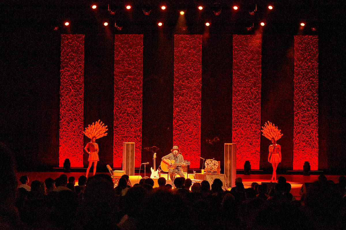 Photo by Kazuhisa Niizawa