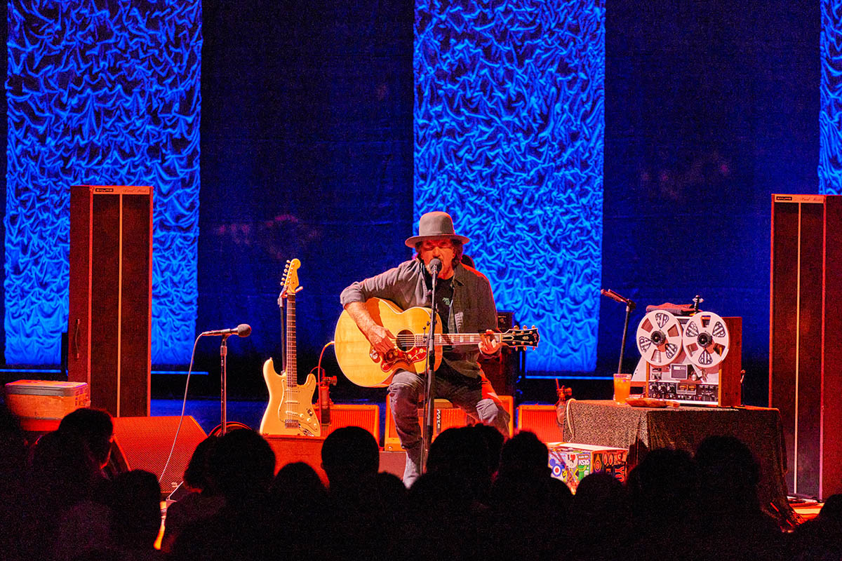 Photo by Kazuhisa Niizawa