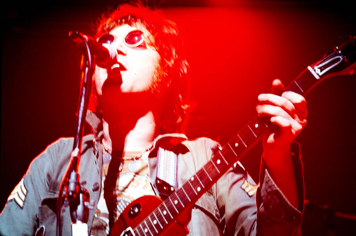 11552 photo by Michael Negrin (C) Yoko Ono Lennon