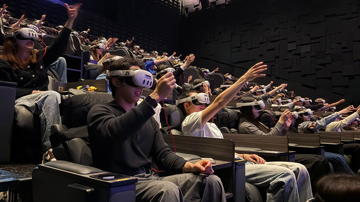 ※4月14日VRコンサート試写会の様子